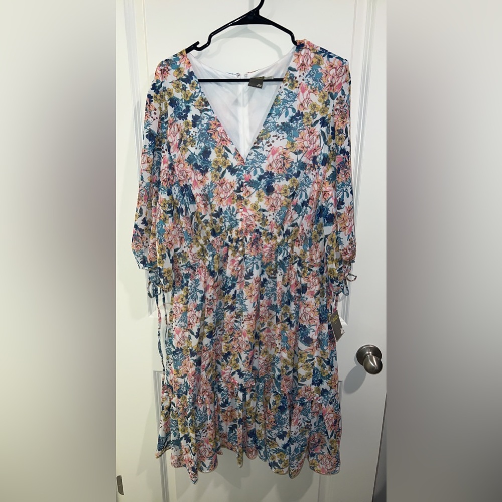 Taylor Floral V-Neck Dress in Pink, Blue, Green